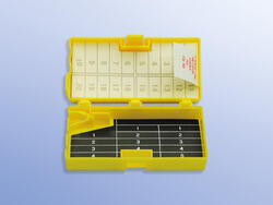  Sterile needle and blade counter with foam plate